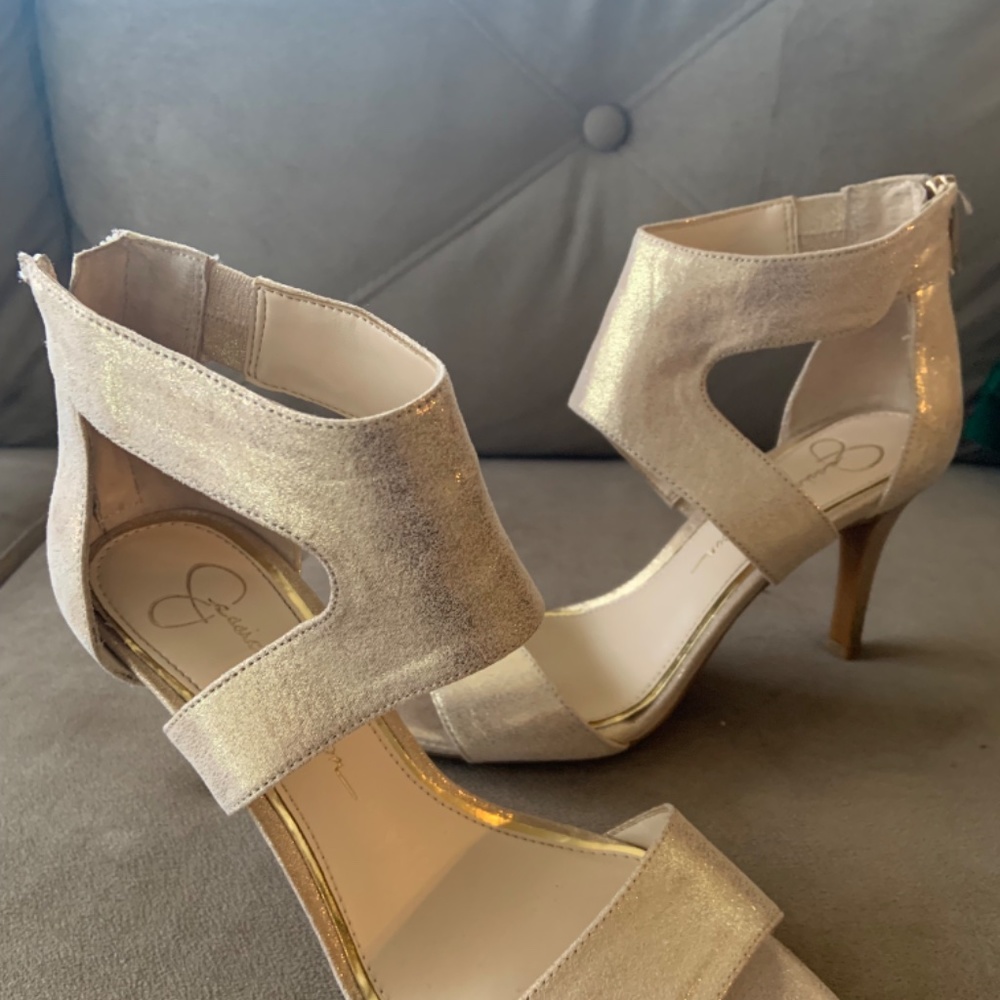 Sandals - Picture 2 of 5